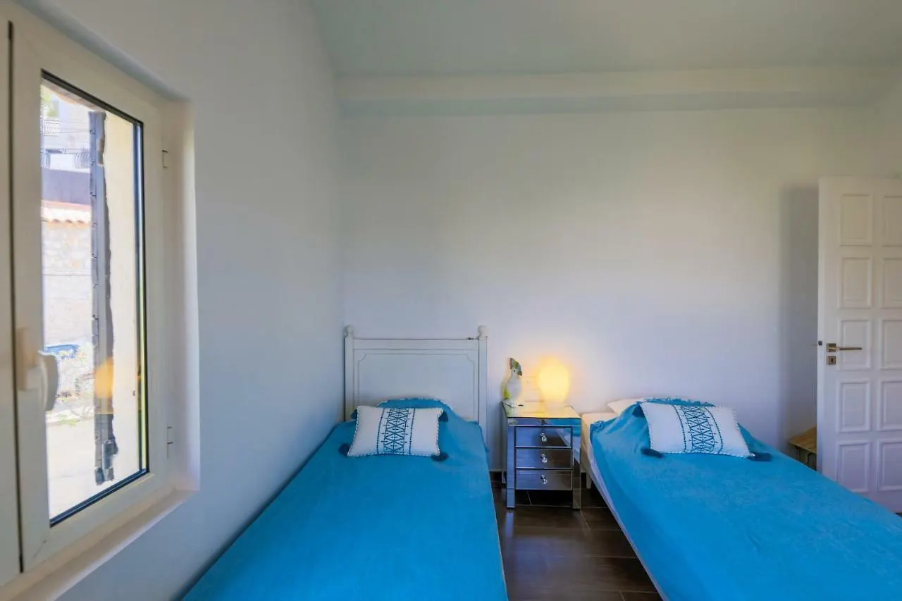 Villa Mont Boron View Vi4176 By Riviera Holiday Homes Nice